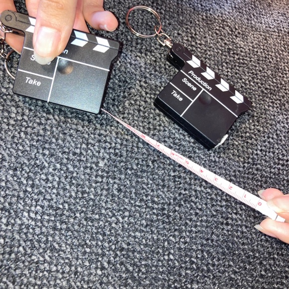 Movie Clapboard Key Chain with Tape Measure - Picture 7 of 10